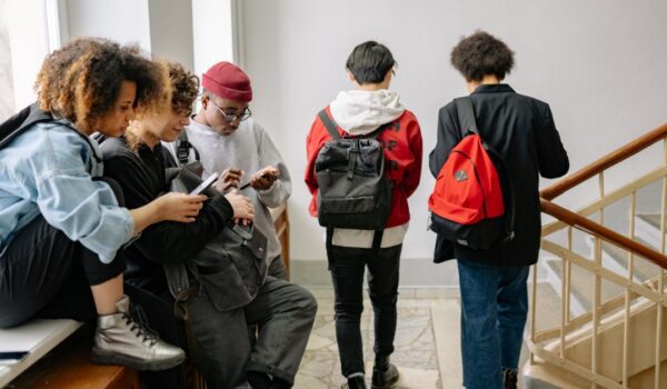 Borse Studio orfani: crimini domestici o orfani di madre a seguito di delitto